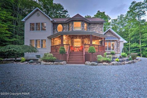 957 Sir Lionel Court Pocono Lake PA 18610