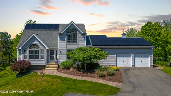 125 ENGLISH IVY CT, LONG POND, PA 18334 - Image e5a2747cfdfaf7ec0684530bb58b9089/782430592