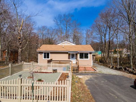 Homes For Sale - 9851 Deerwood Drive<br/> Tobyhanna, PA 18466