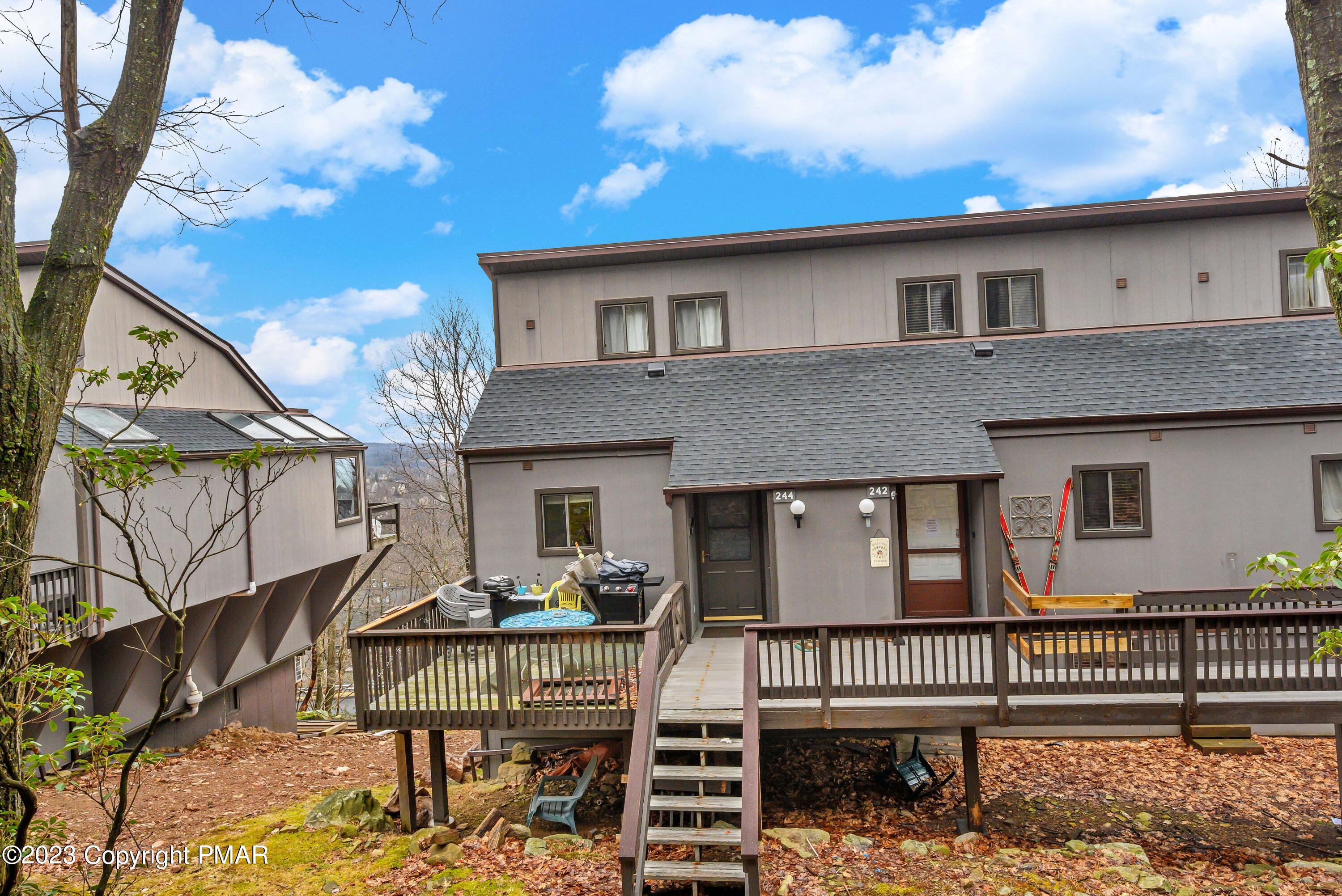 244 High Pass Way, Tannersville, Pennsylvania image 1