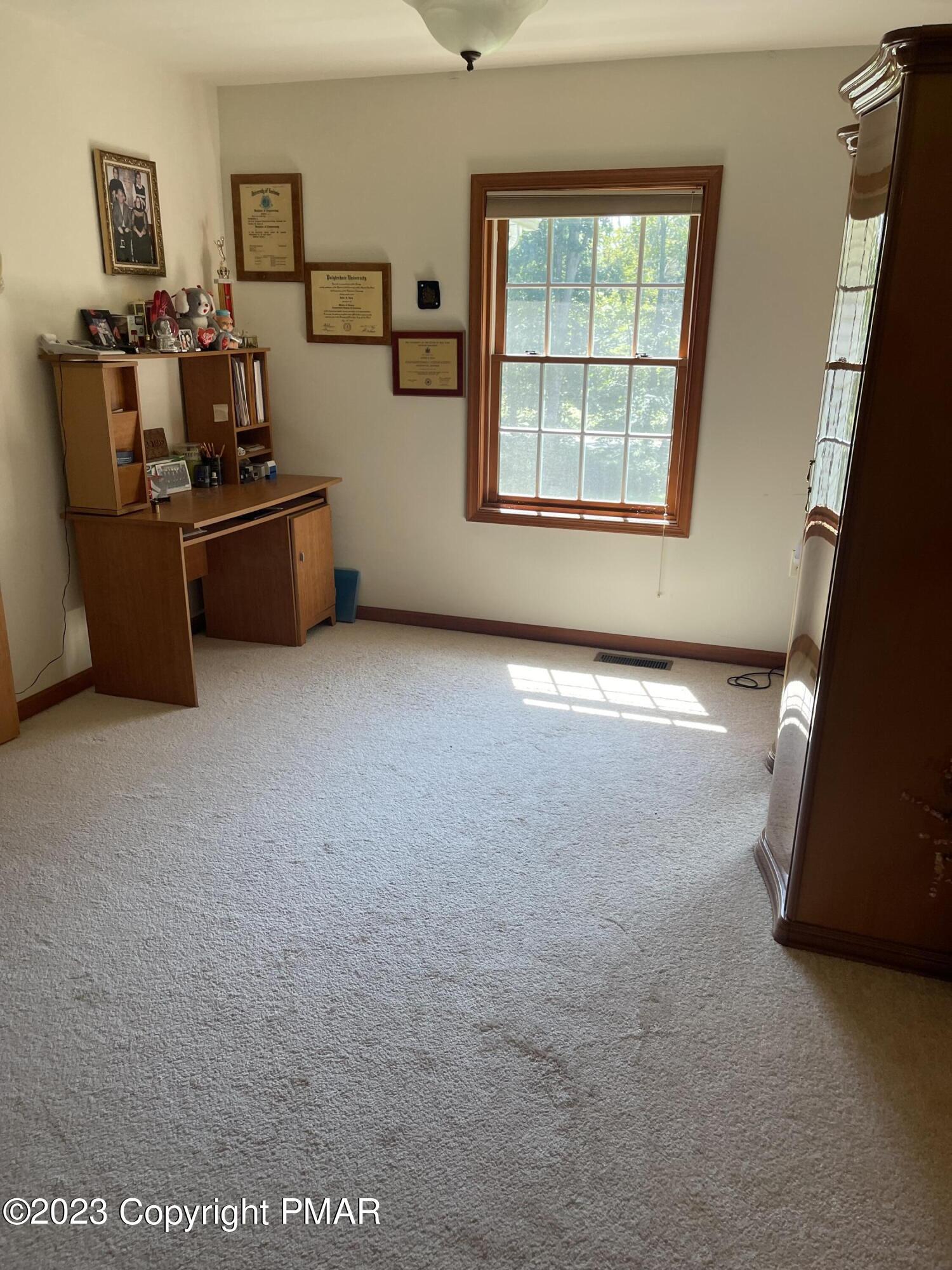 73 Turkey Ridge Road, East Stroudsburg, Pennsylvania image 11