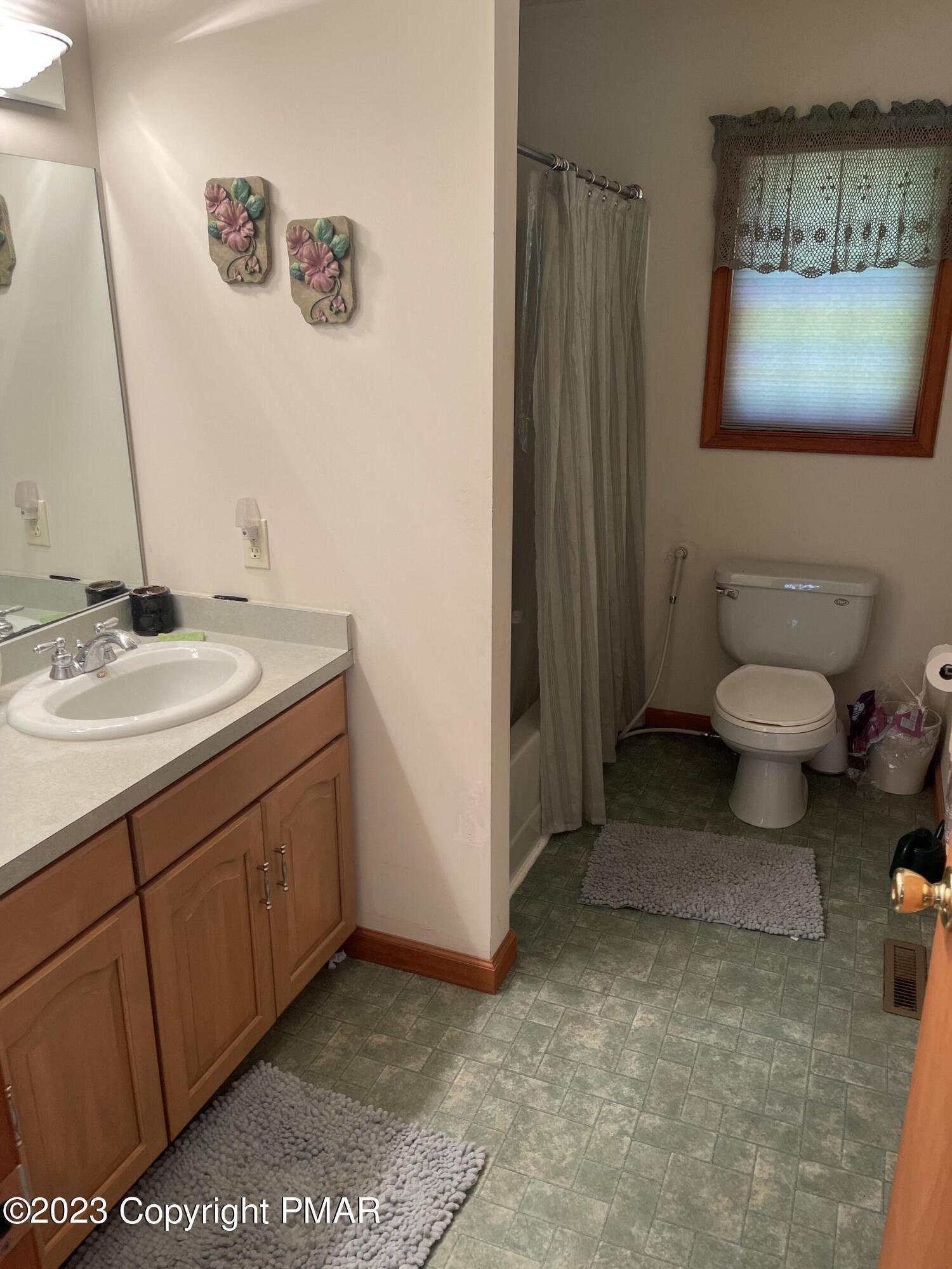73 Turkey Ridge Road, East Stroudsburg, Pennsylvania image 15