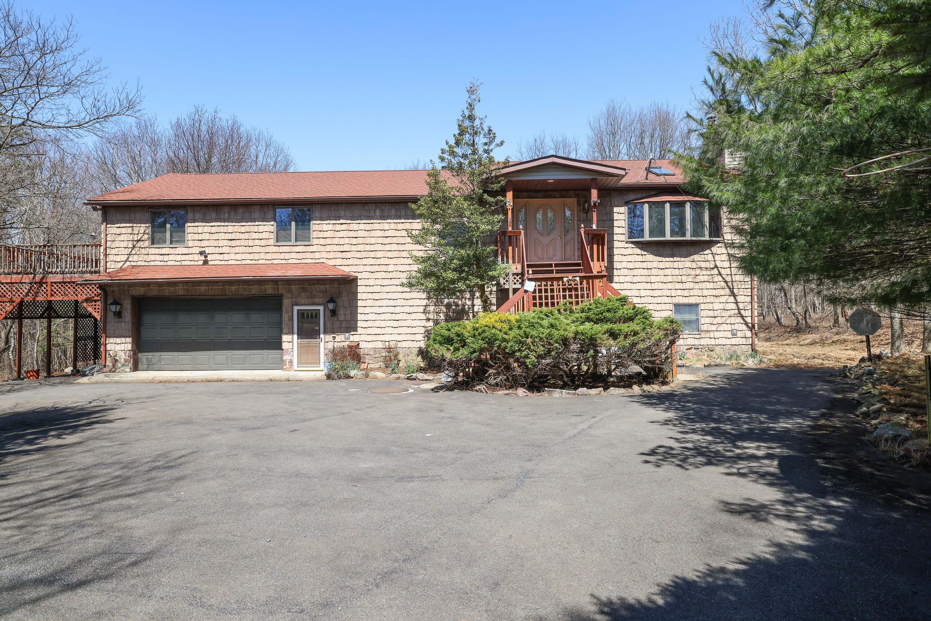 175 Winding Way, Albrightsville, Pennsylvania image 2