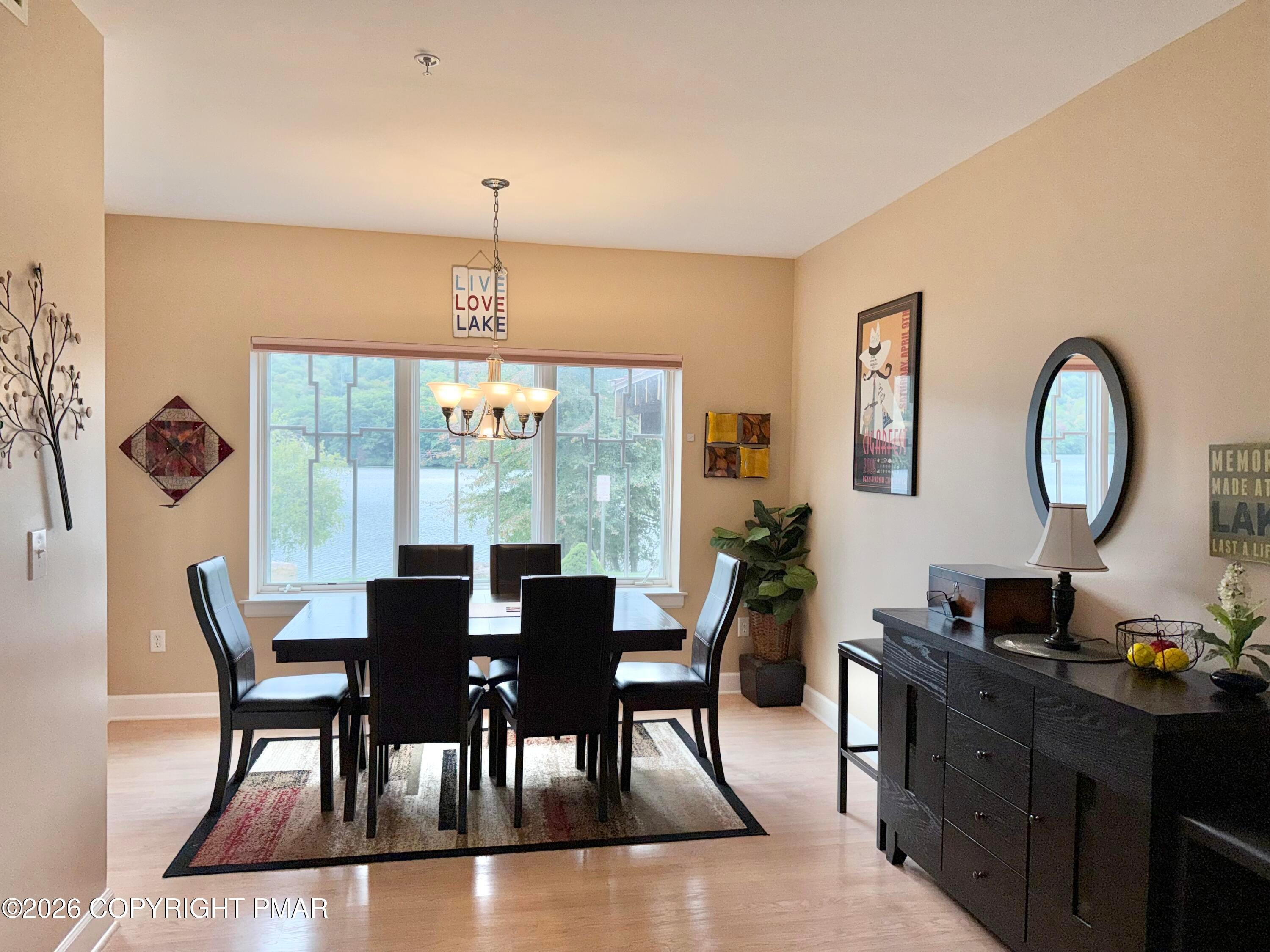 322 Hummingbird Way