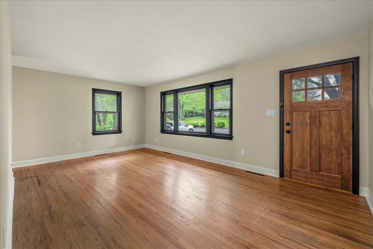 7136 Howel Terrace, Stroudsburg, Pennsylvania image 10