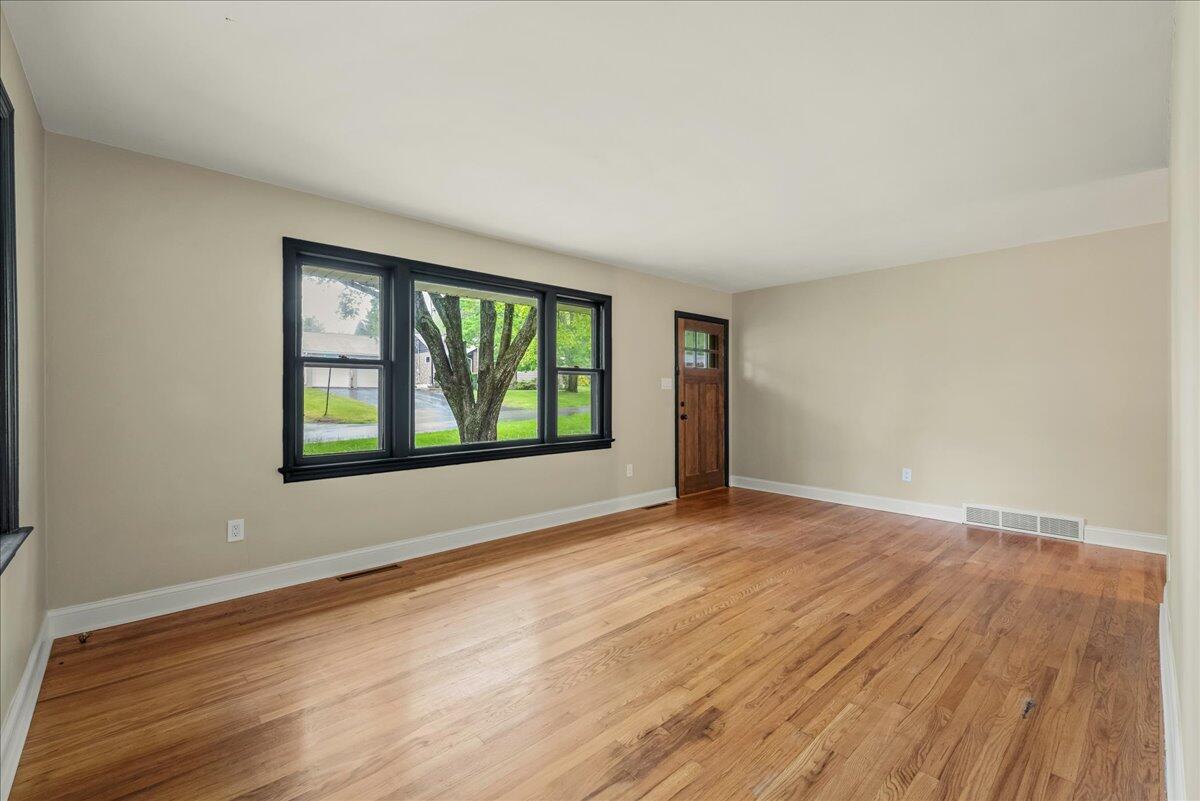 7136 Howel Terrace, Stroudsburg, Pennsylvania image 11