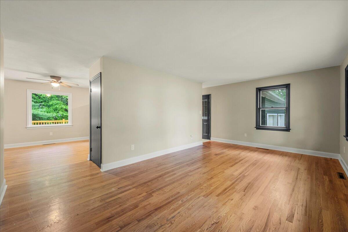 7136 Howel Terrace, Stroudsburg, Pennsylvania image 9