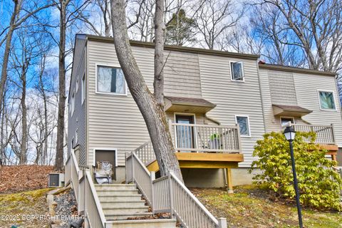 57 Valley View Court East Stroudsburg PA 18301