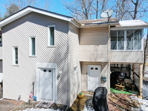 1708 Glade Drive Long Pond PA 18334