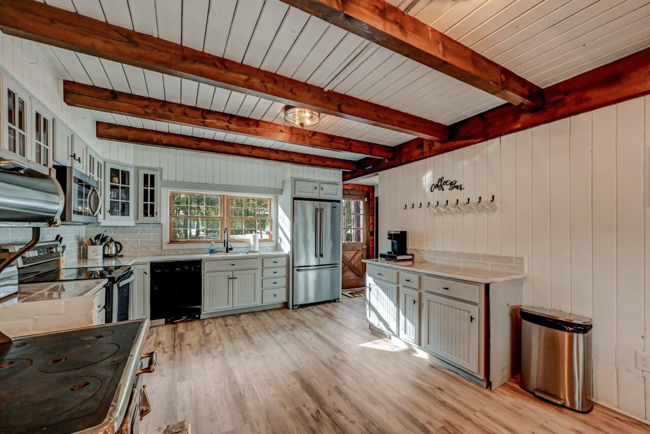 815 Towamensing Trail, Albrightsville, Pennsylvania image 15