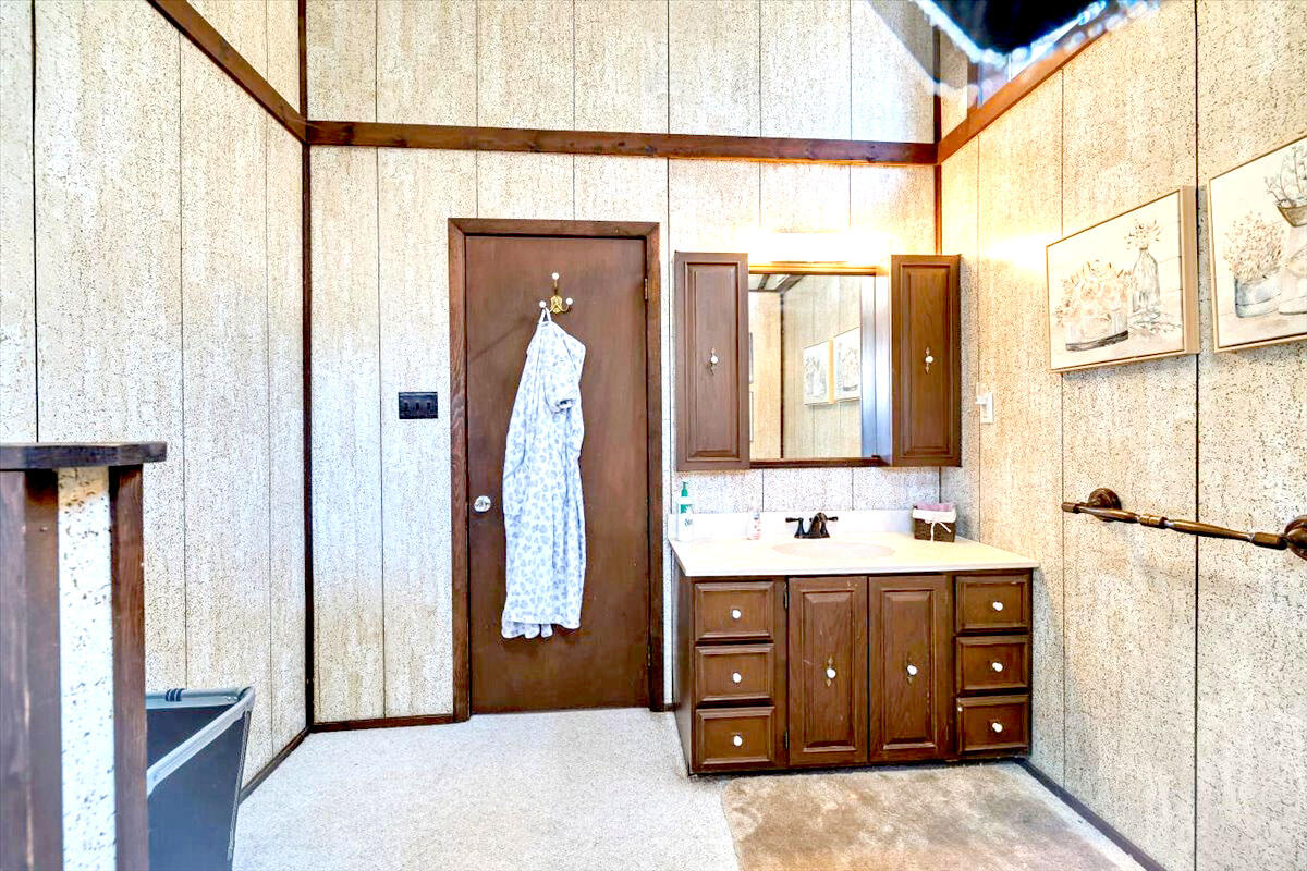 131 Crest Drive, Lake Harmony, Pennsylvania image 11