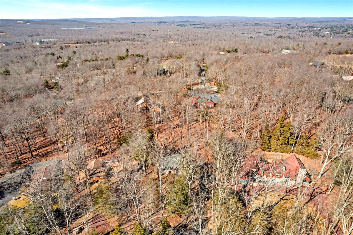 131 Crest Drive, Lake Harmony, Pennsylvania image 35