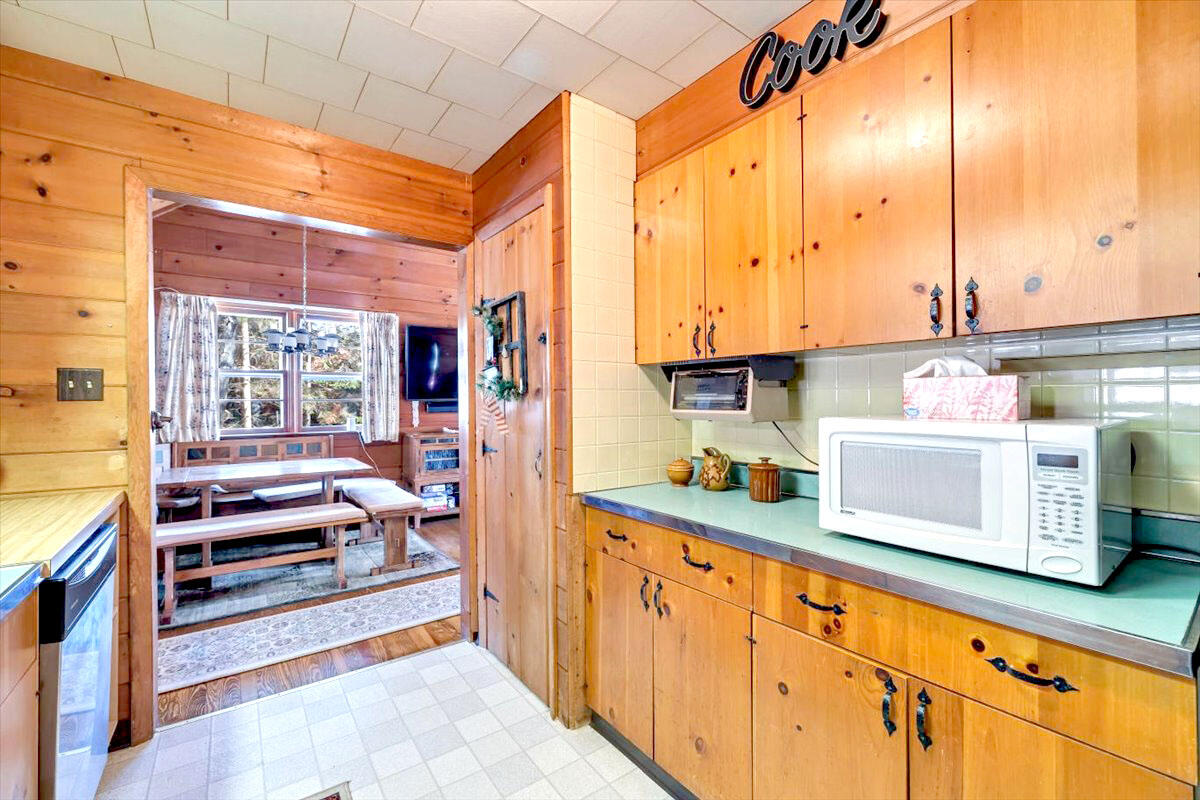 131 Crest Drive, Lake Harmony, Pennsylvania image 29
