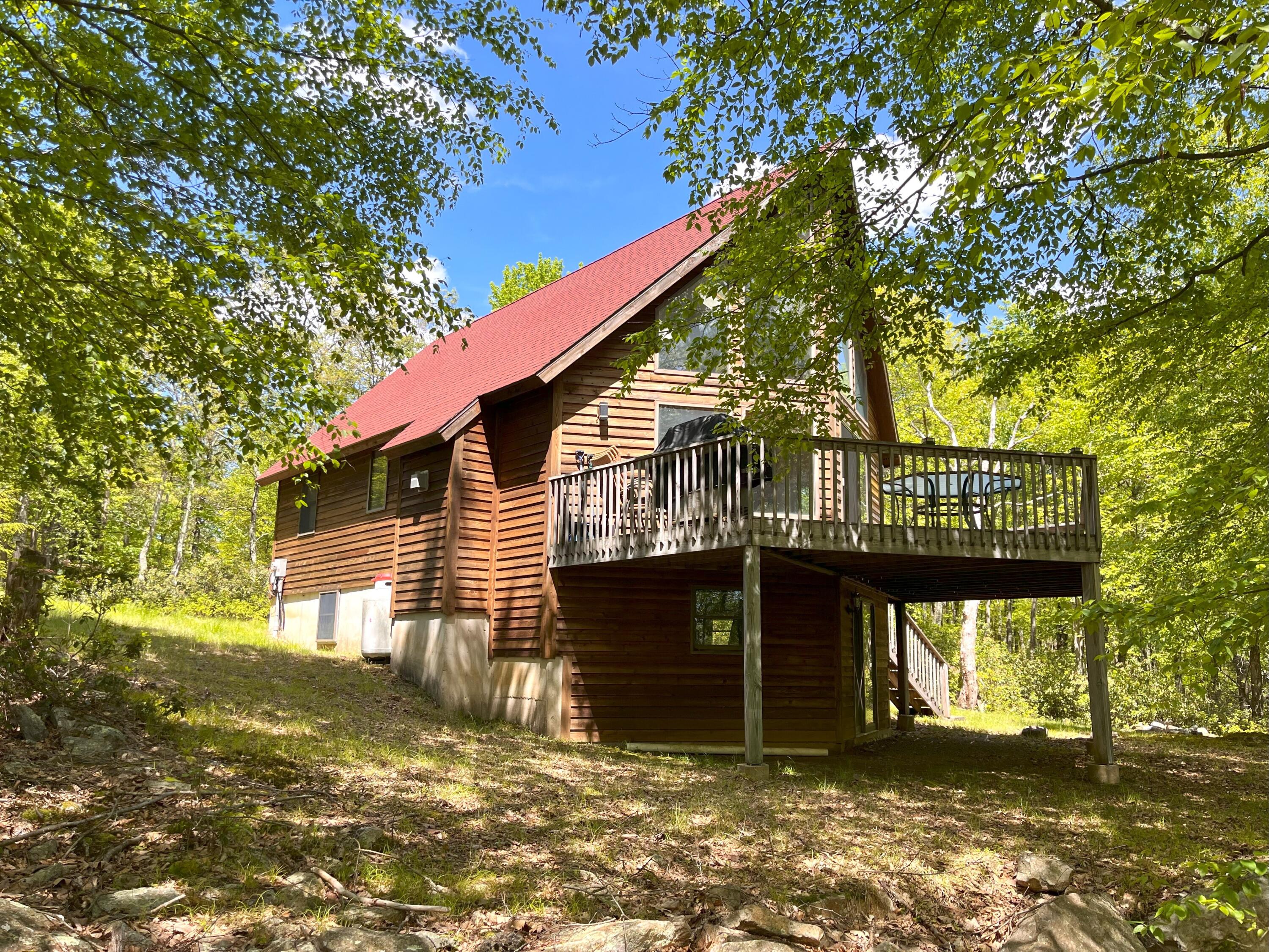 59 Wyandot Way, Jim Thorpe, Pennsylvania image 1
