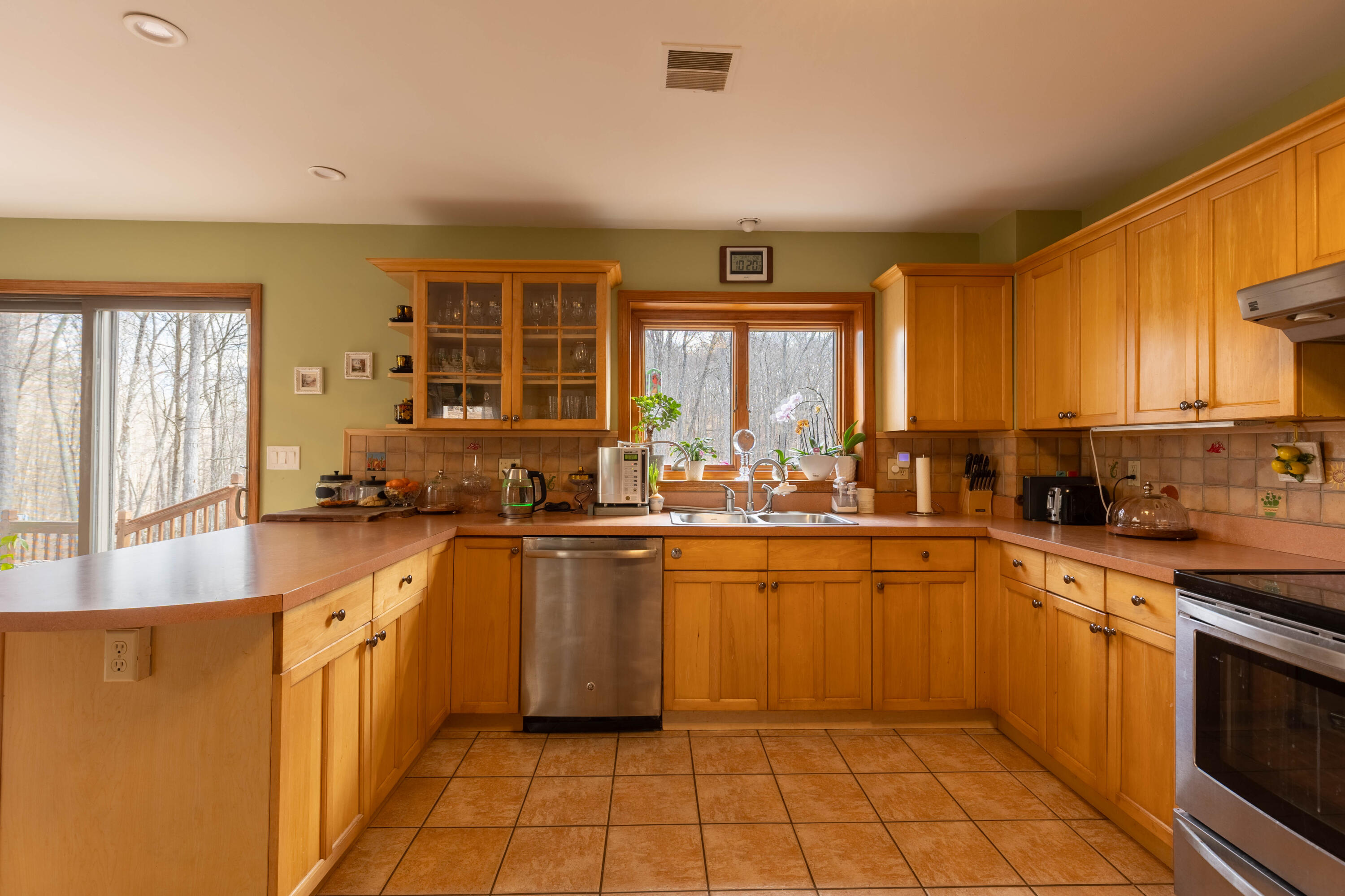 918 Resica Falls Road, East Stroudsburg, Pennsylvania image 19