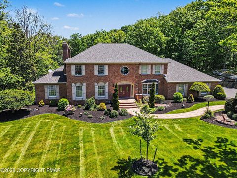 Homes For Sale - 911 Seybert Street<br/> Hazleton, PA 18201