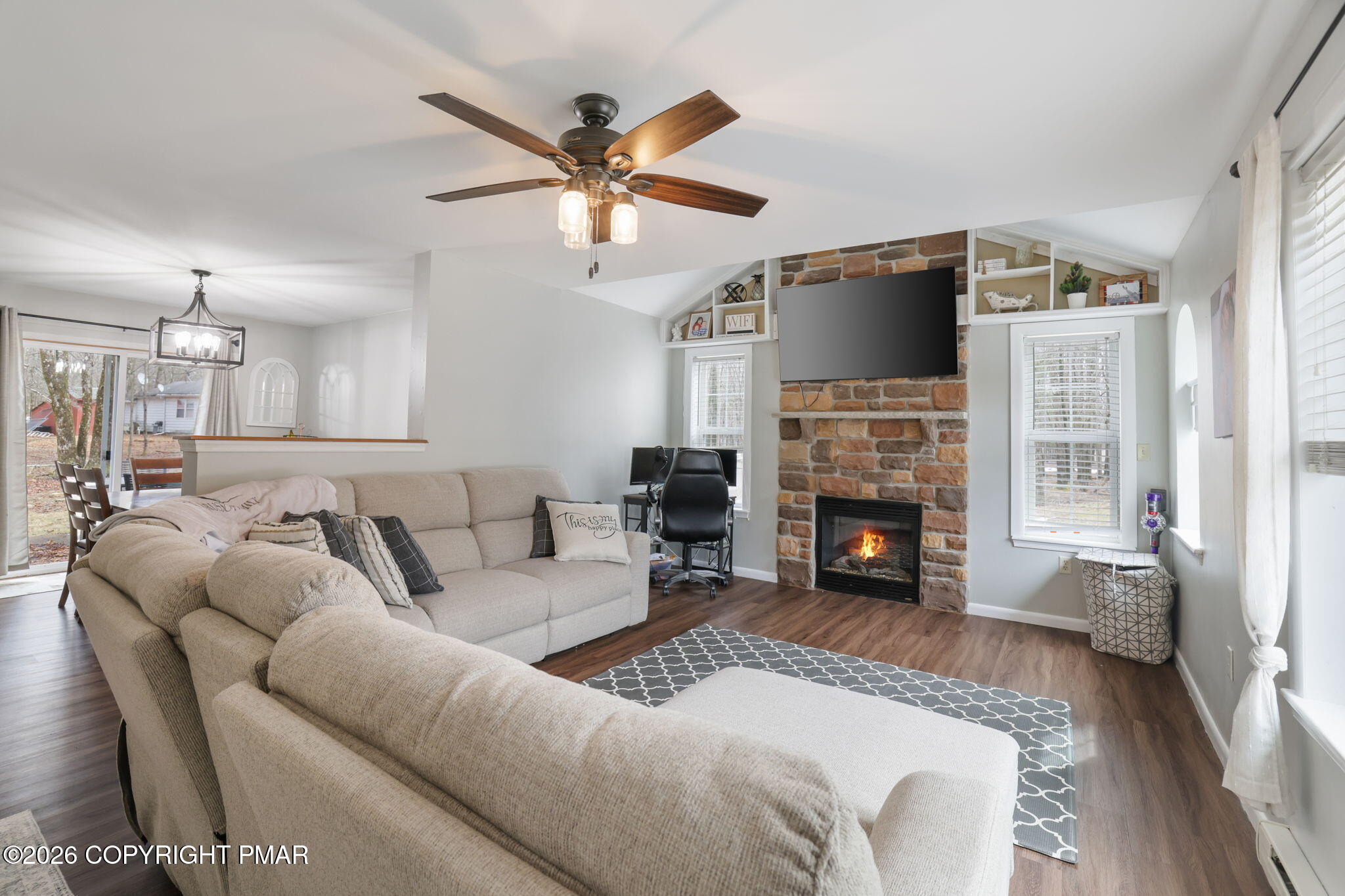 33 Sassafras Road