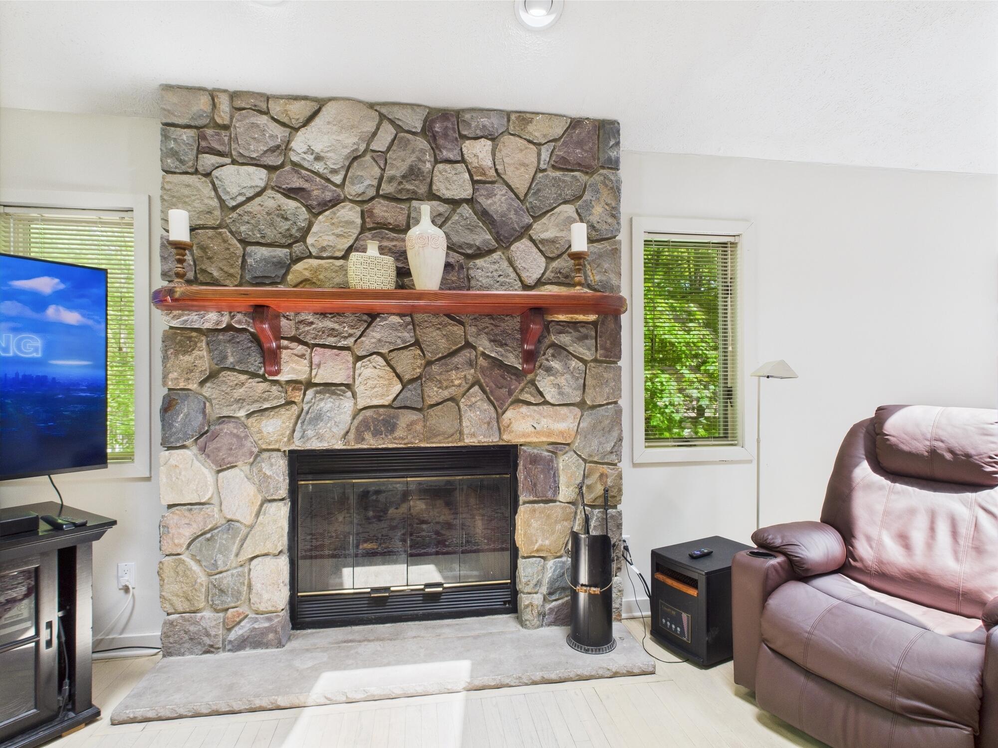 246 White Pine Drive, Pocono Lake, Pennsylvania image 24
