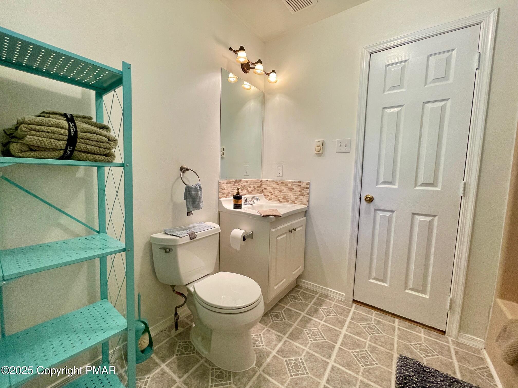 2630 Foxledge Drive, Tobyhanna, Pennsylvania image 23