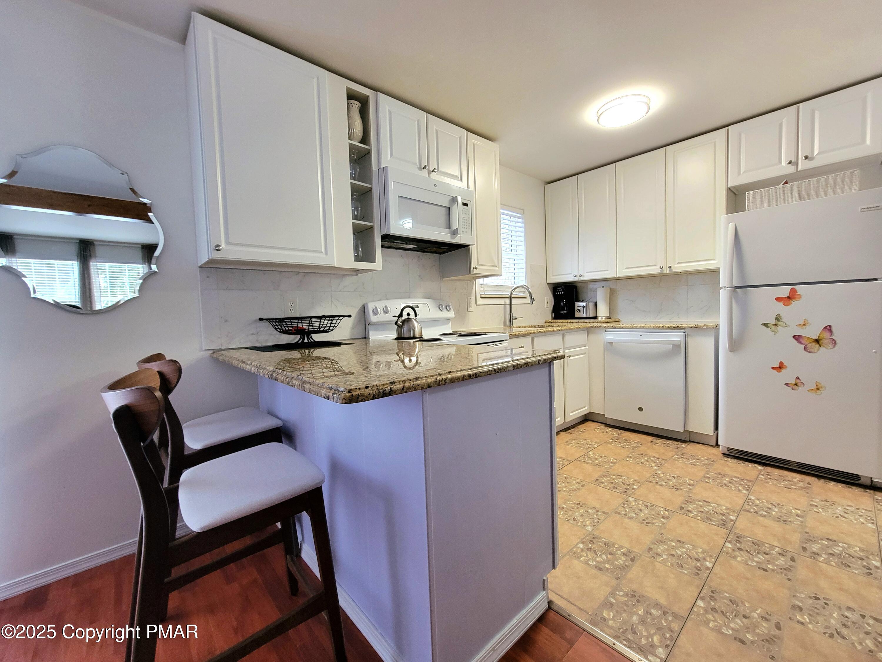 2630 Foxledge Drive, Tobyhanna, Pennsylvania image 5