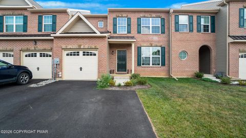 Townhouse For Sale - 4314 Beech Drive<br/> Northampton County, Nazareth, PA 18064