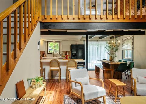 237 Ash Drive Drive Long Pond PA 18334