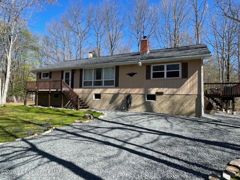 Homes For Rent - 83 Fox Hill Road<br/> Albrightsville, PA 18210