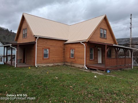 Homes For Sale - 253 E Main Street<br/> Tioga County, Westfield, PA 16950