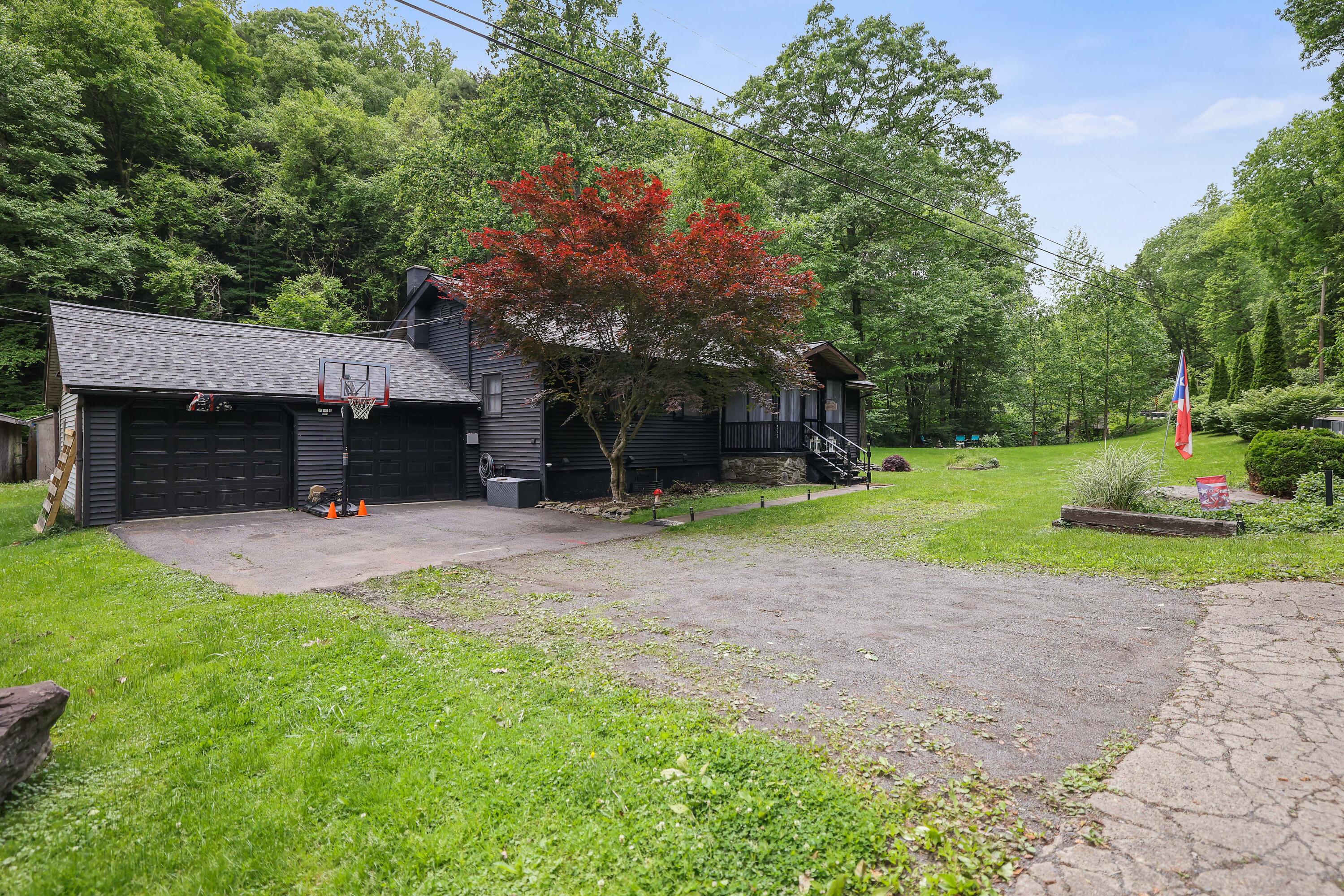 522 Sutton Creek Road, Harding, Pennsylvania image 4