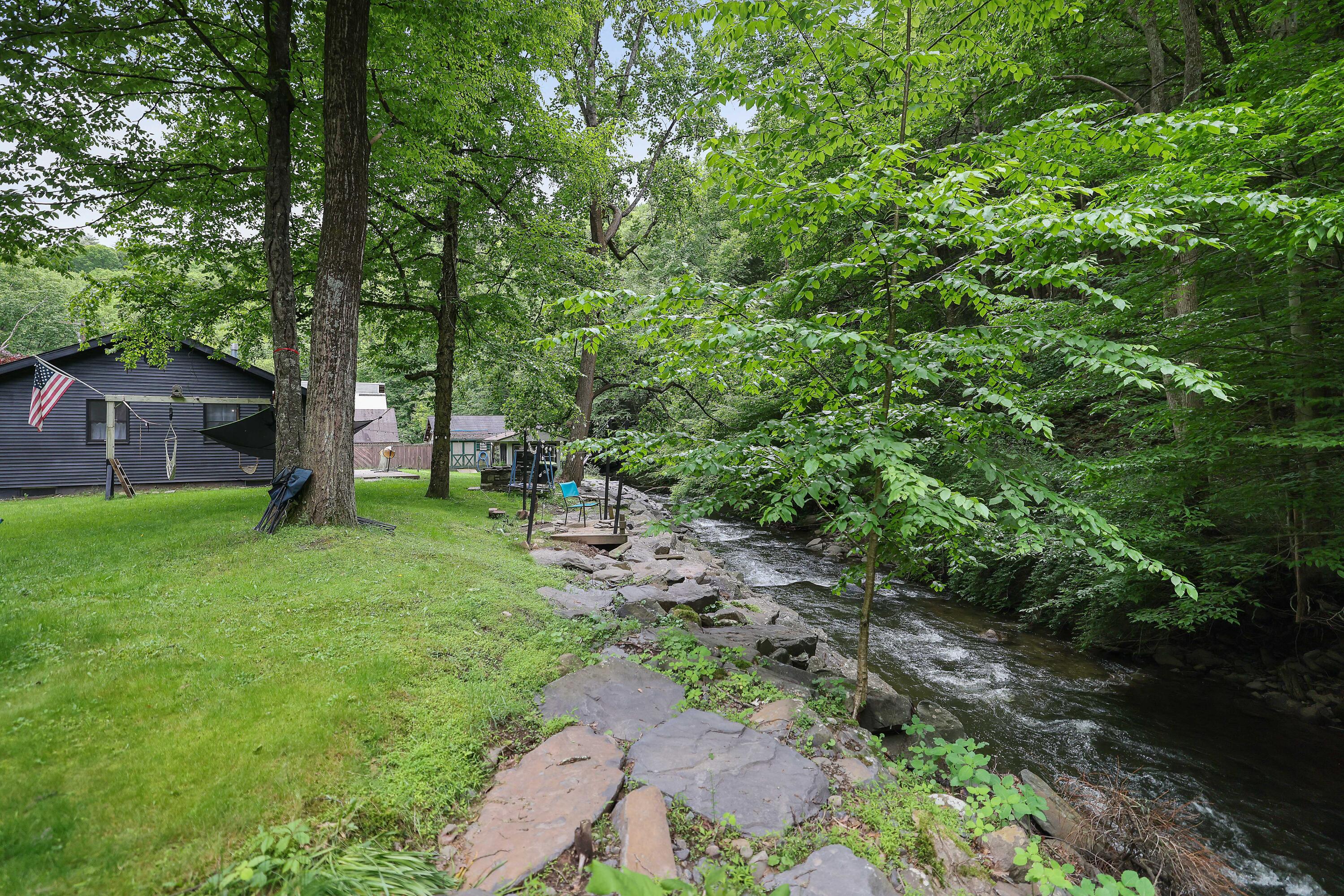 522 Sutton Creek Road, Harding, Pennsylvania image 6