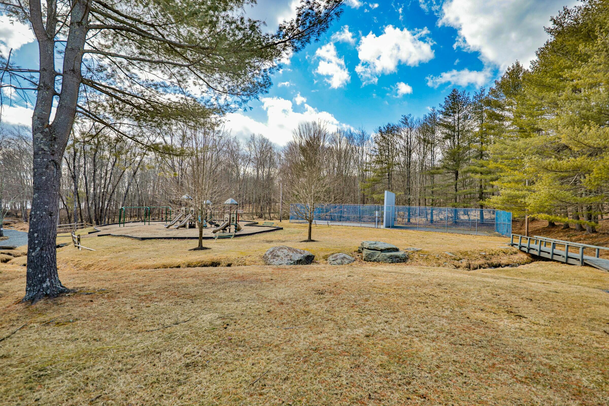 102 Oak Ridge Court, Hawley, Pennsylvania image 38