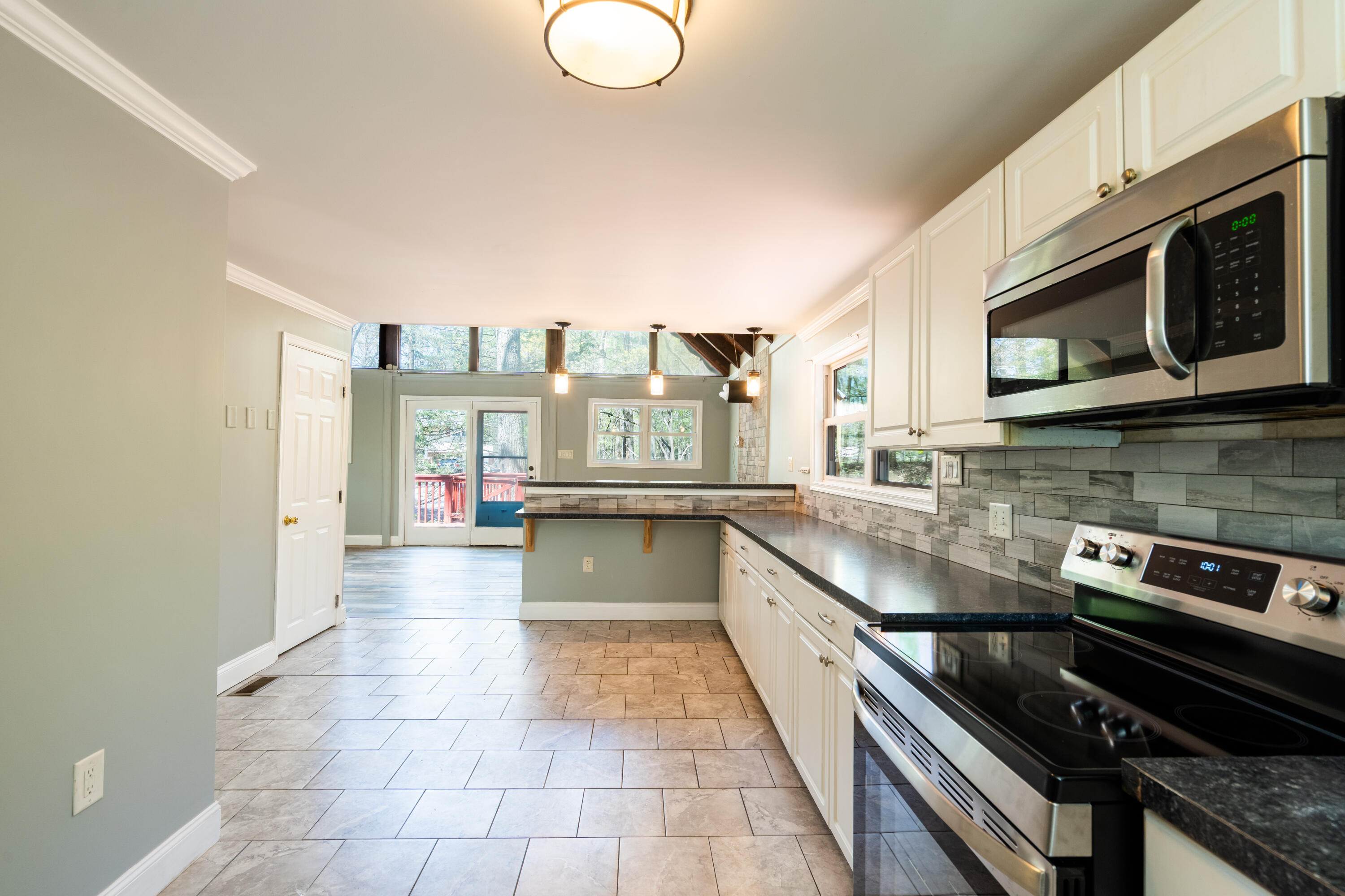 2510 Penn Hills Drive, Bartonsville, Pennsylvania image 16