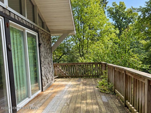 Homes For Sale - 156 Kittatinny Drive<br/> Pike County, Bushkill, PA 18324