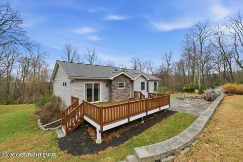 Homes For Rent - 126 Snyder Lane<br/> Monroe County, Scotrun, PA 18355