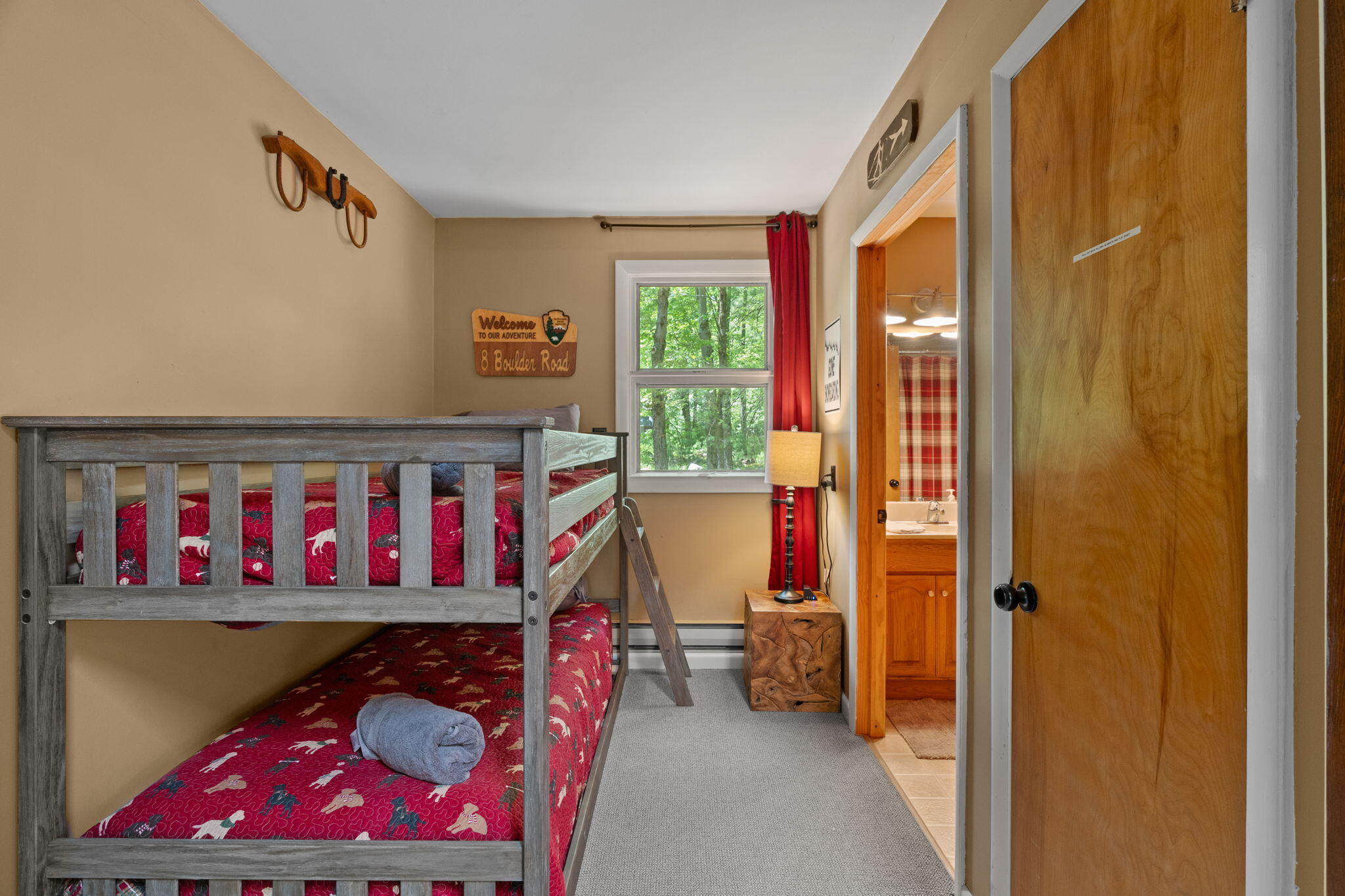 8 Big Boulder Road, Lake Harmony, Pennsylvania image 37