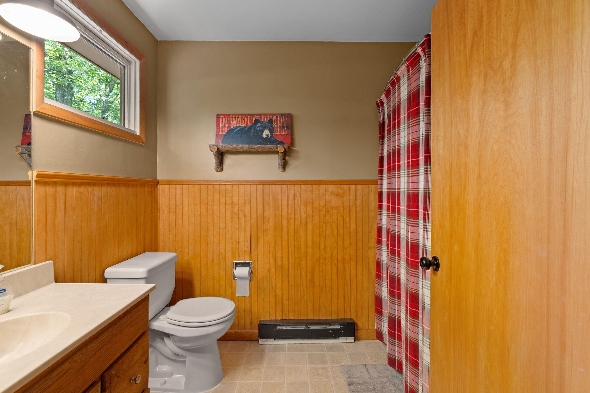 8 Big Boulder Road, Lake Harmony, Pennsylvania image 34