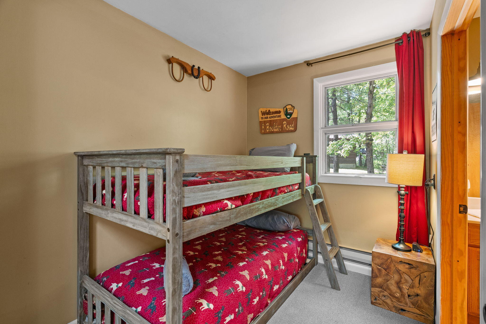 8 Big Boulder Road, Lake Harmony, Pennsylvania image 36