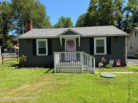Homes For Sale - 1878 Paradise Trail<br/> Monroe County, East Stroudsburg, PA 18301