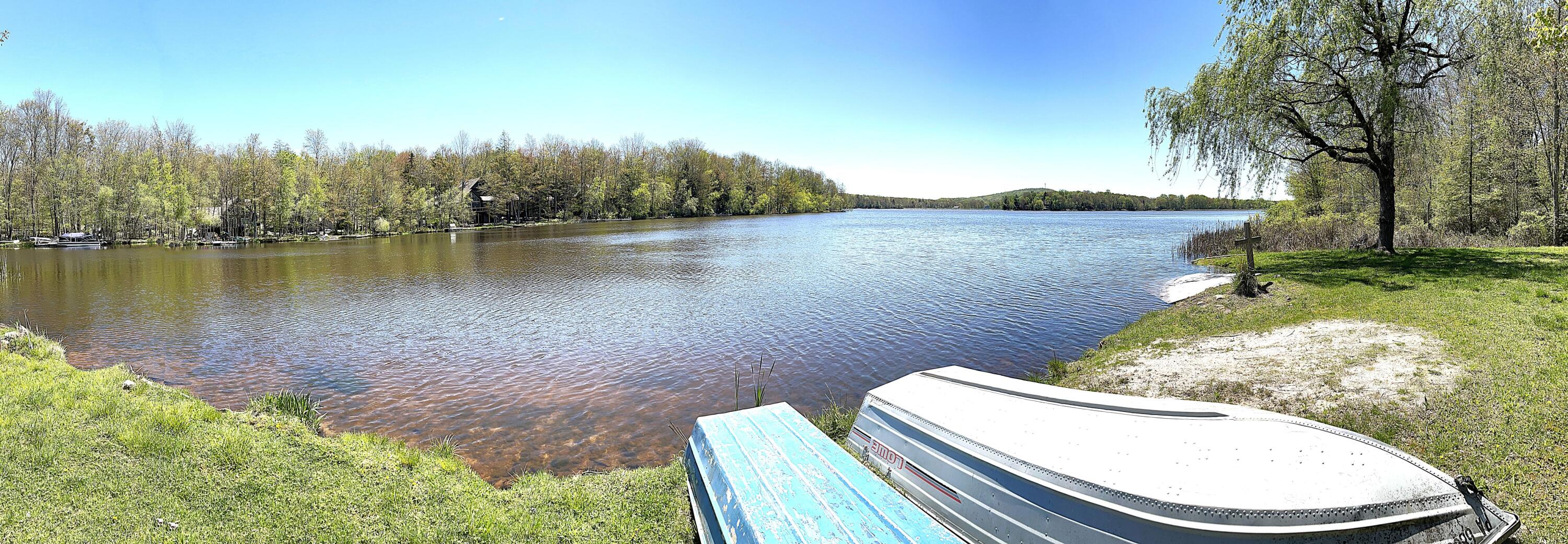 248 N Arrow Drive, Pocono Lake, Pennsylvania image 2