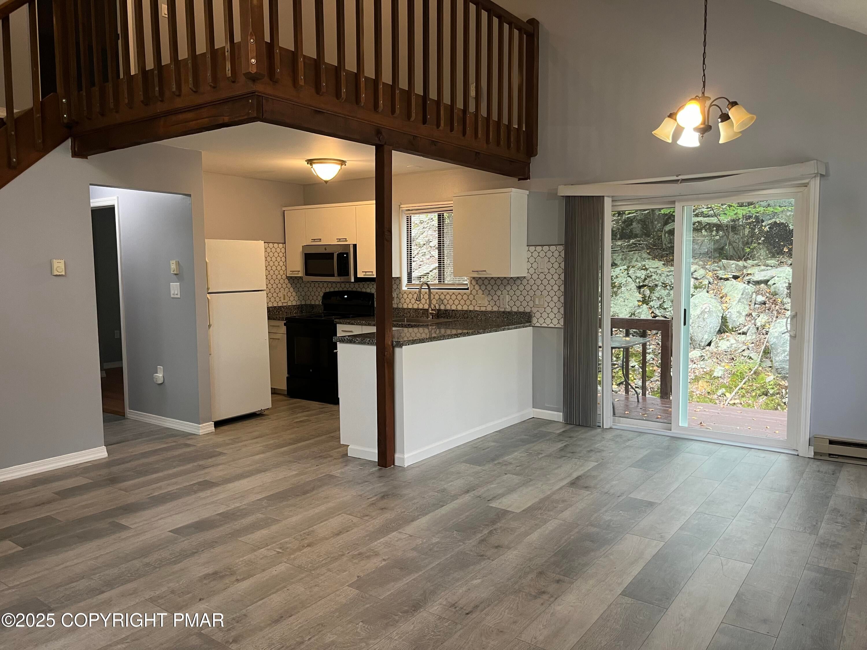 5031 Woodbridge Drive E