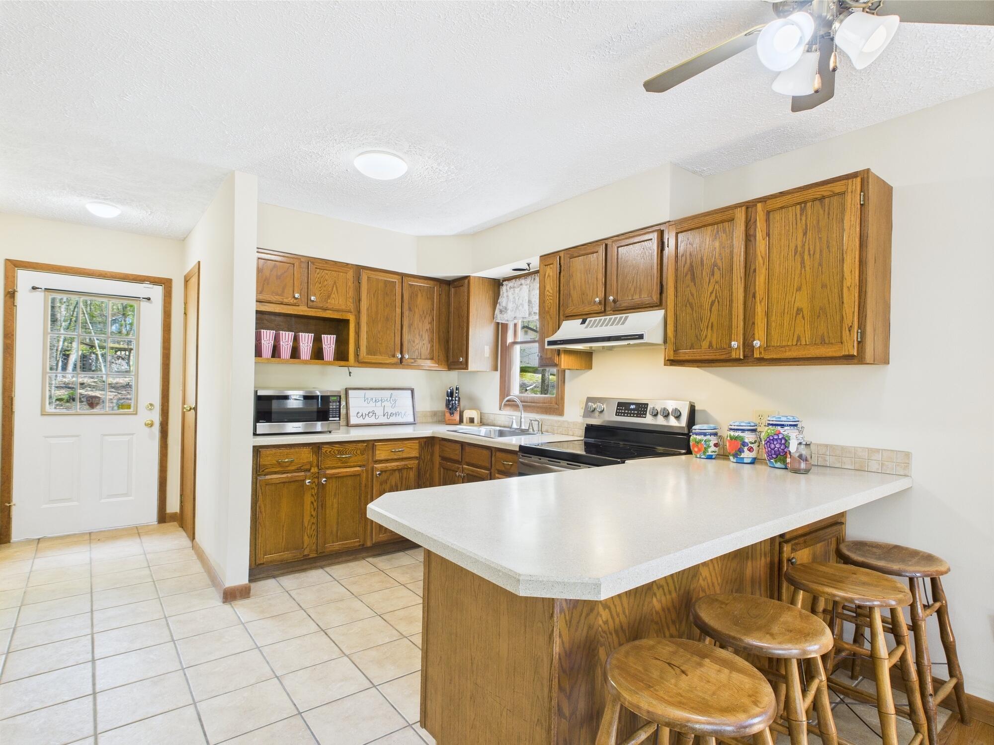 1123 Ranger Trail, Pocono Lake, Pennsylvania image 9
