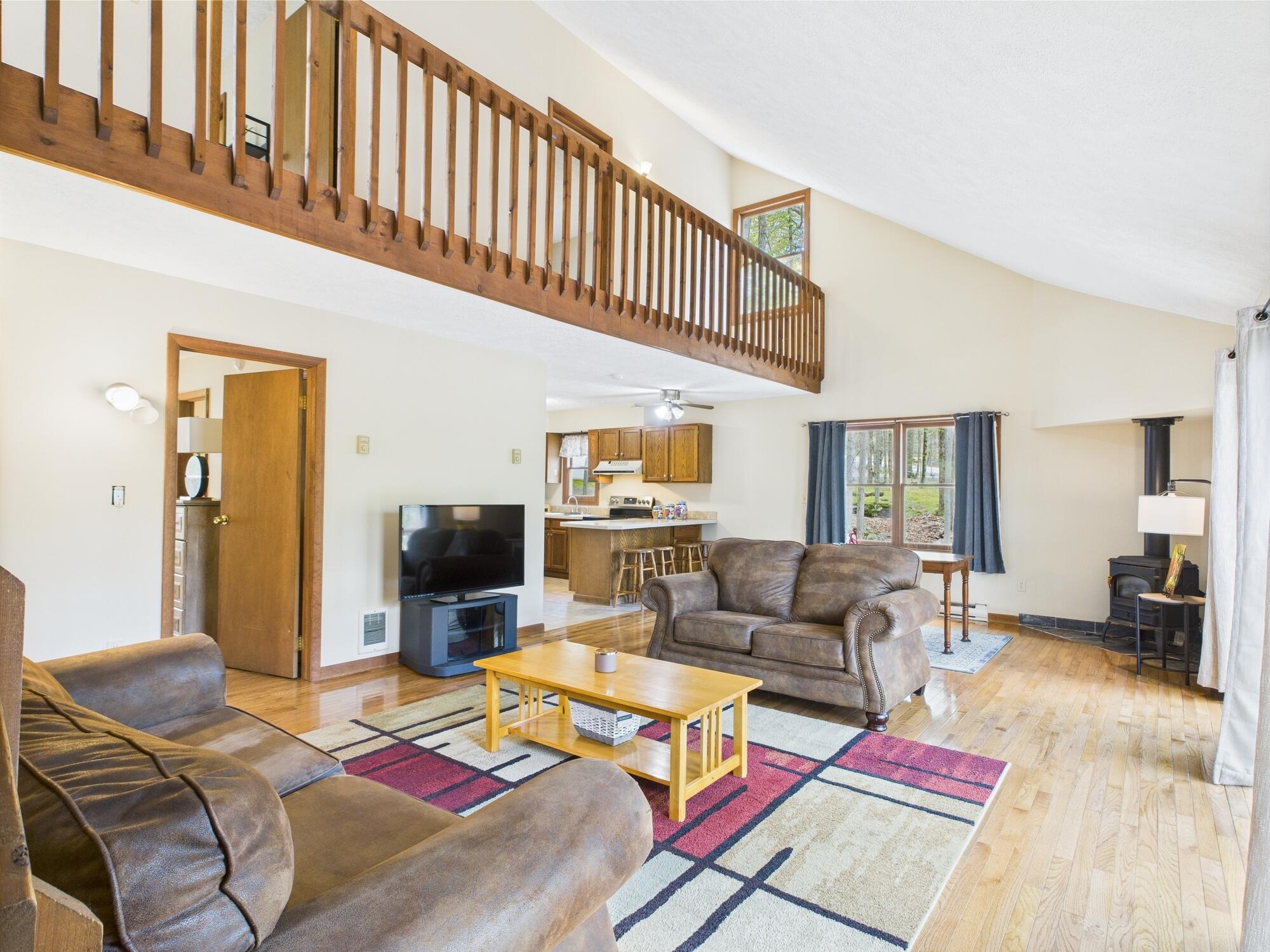 1123 Ranger Trail, Pocono Lake, Pennsylvania image 25