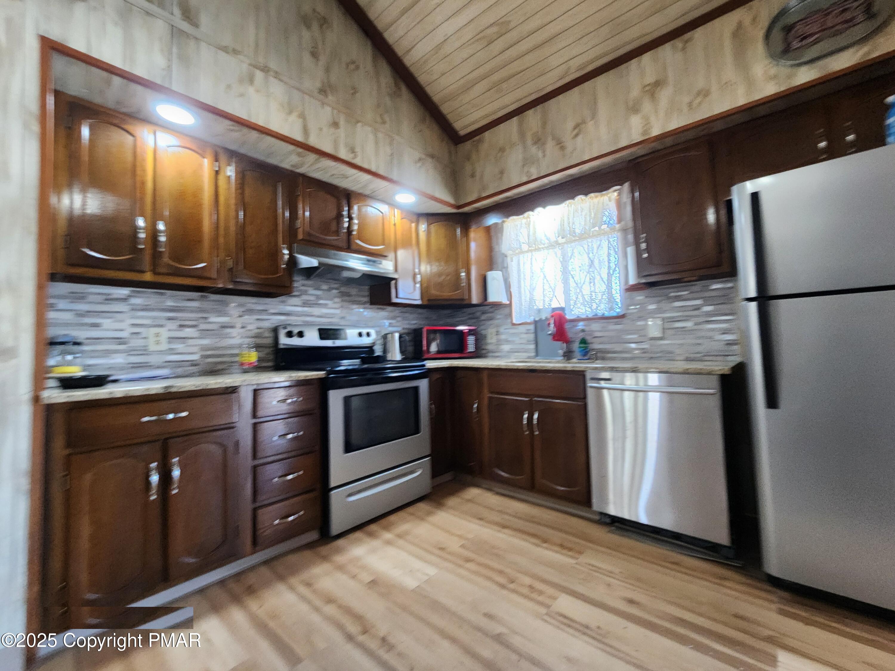 234 Saturn Drive, Bushkill, Pennsylvania image 19