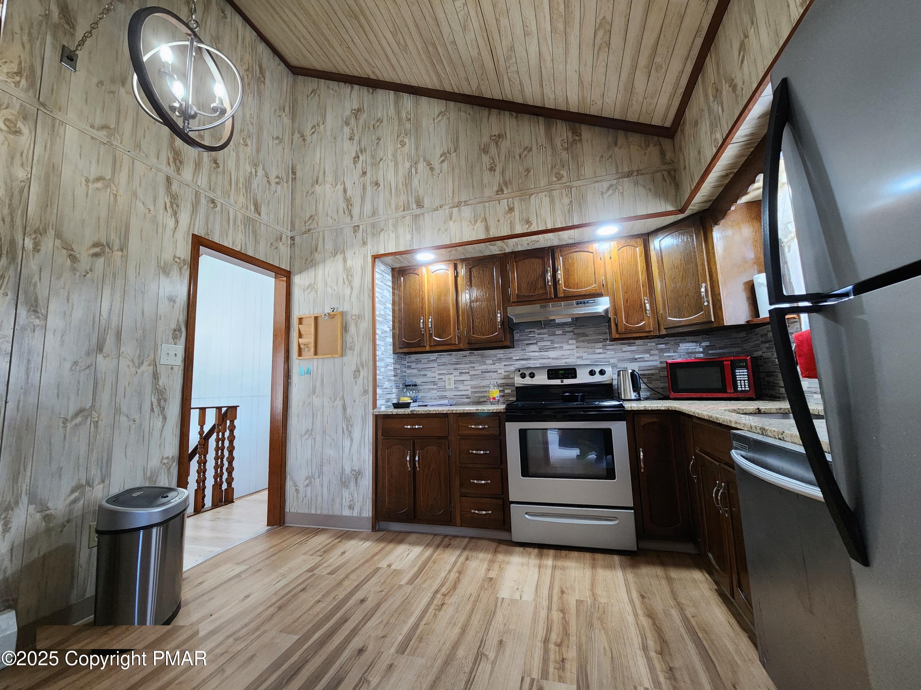 234 Saturn Drive, Bushkill, Pennsylvania image 20