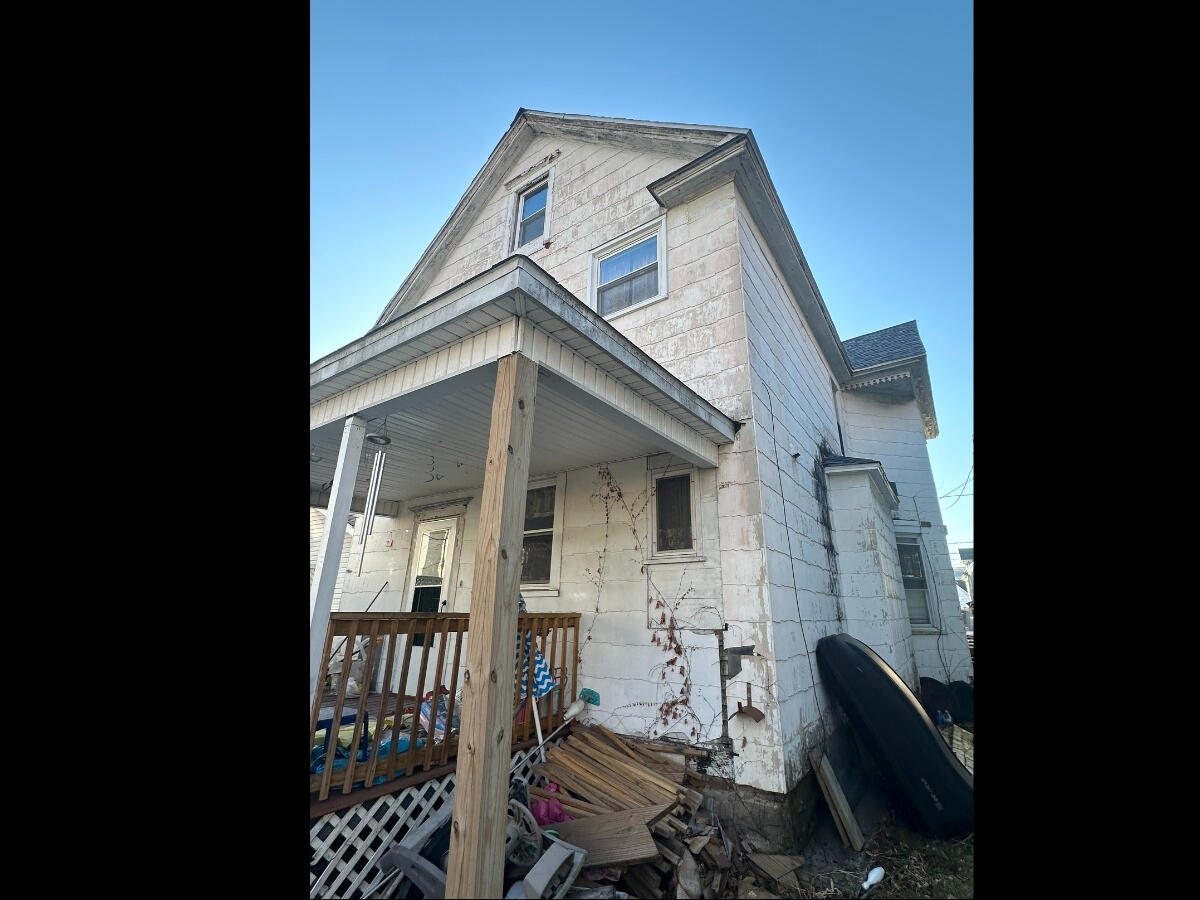 24 Wyoming Street, Carbondale, Pennsylvania image 4