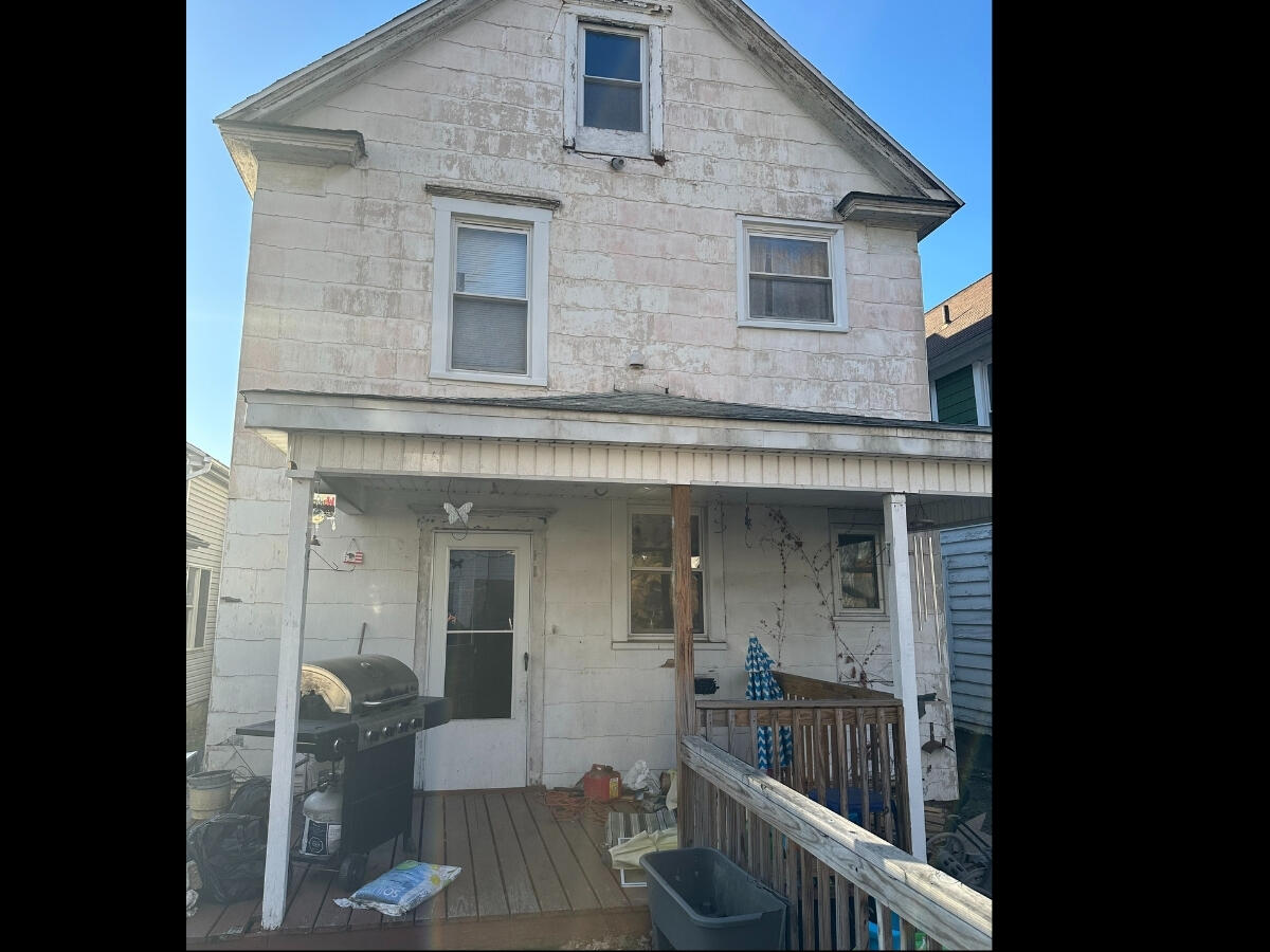 24 Wyoming Street, Carbondale, Pennsylvania image 5
