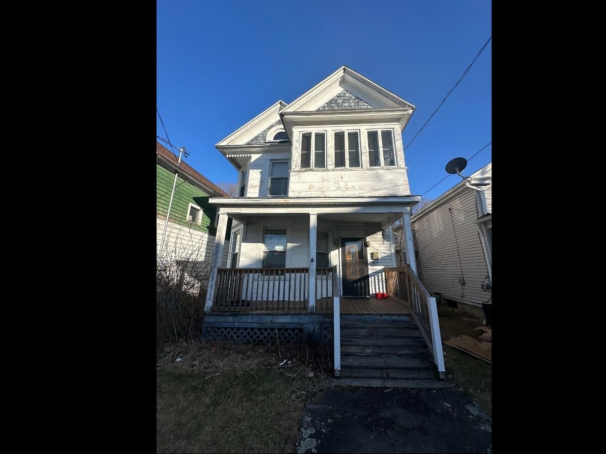 24 Wyoming Street, Carbondale, Pennsylvania image 2