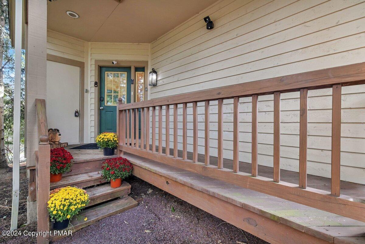 389 Vista Drive, Tannersville, Pennsylvania image 5