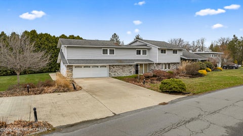 Homes For Sale - 219 Lake Scranton Road<br/> Scranton, PA 18505