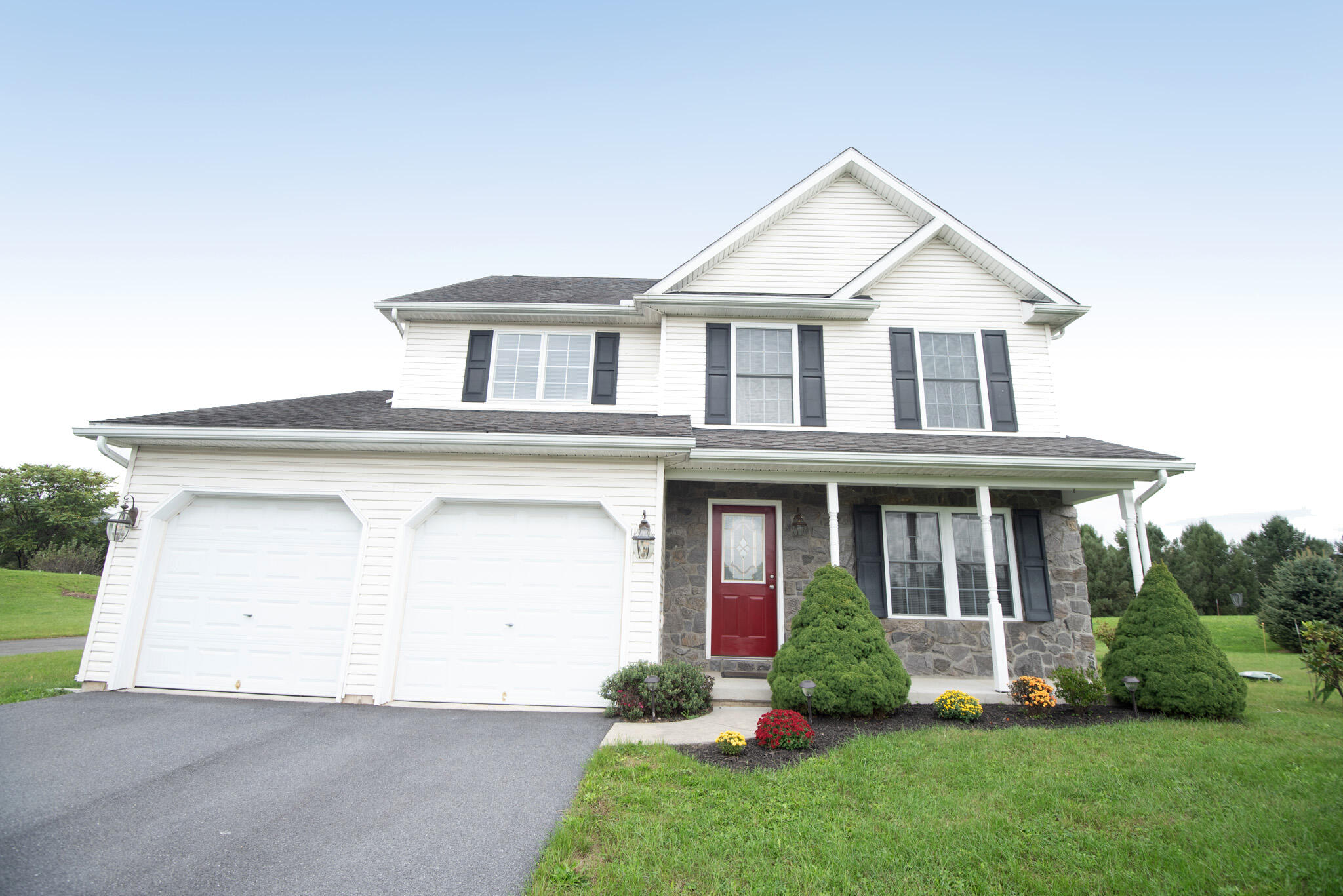 501 Steven Drive, Lenhartsville, Pennsylvania image 1